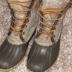 LL Bean Duck Boot Gray Felt Women Size 8/ Size 9